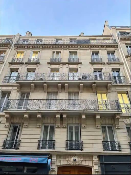 Quiet And Spacious Apartment Near Champs Elysees Paris Exterior foto