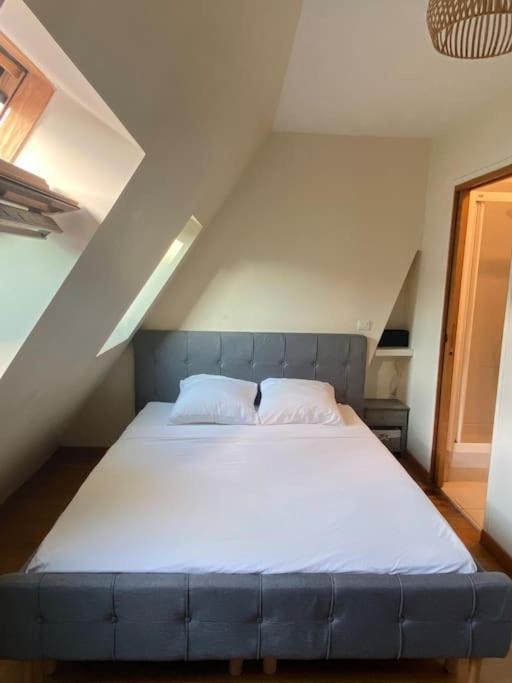 Quiet And Spacious Apartment Near Champs Elysees Paris Exterior foto